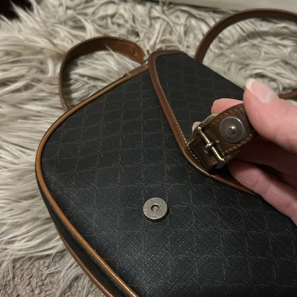 Vintage Longchamp Crossbody Bag-Leather-Brown Tones/Black-Flap Snap Closure - Picture 7 of 17